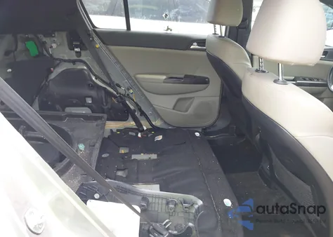 2021 Kia Sportage S z USA, uszkodzony, nr VIN KNDP63AC5M7847956